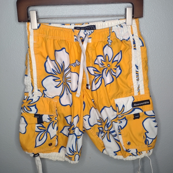 Vintage Abercrombie Fitch Mens Swim Trunks Shorts Small  Floral Hawaiian Cargo T - Picture 1 of 5